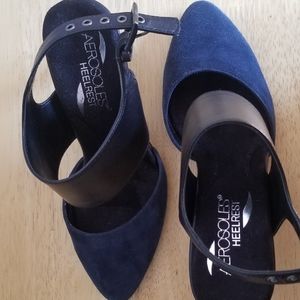 Aerosoles exit lane in Blue suede and black le